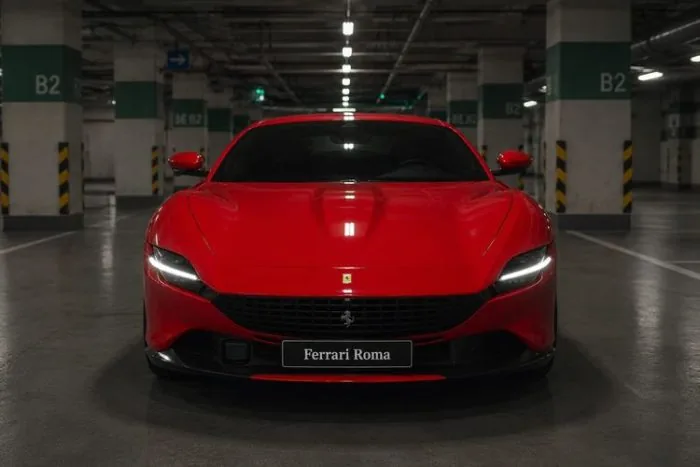 Ferrari Roma — zdjęcie 2