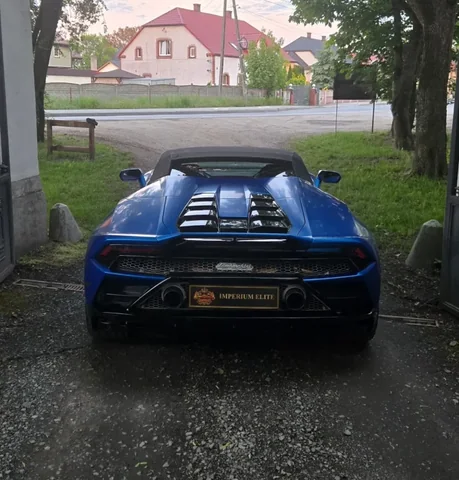 Lamborghini Huracan Evo Spyder — zdjęcie 2
