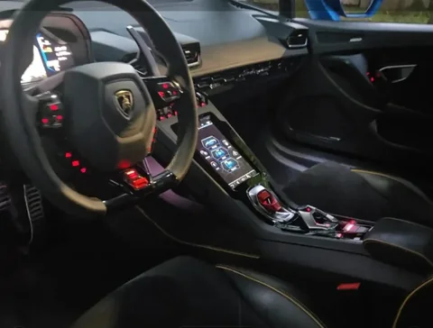 Lamborghini Huracan Evo Spyder — zdjęcie 6