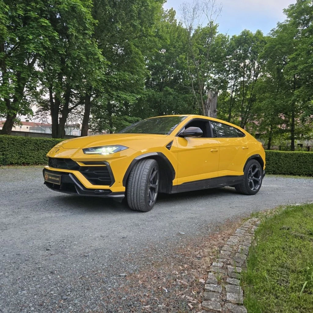 Lamborghini Urus Carbon