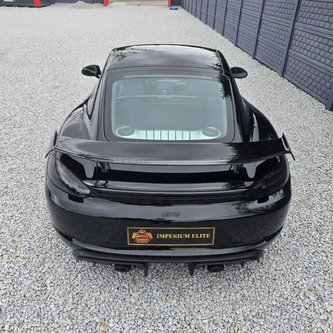 Porsche 718 Cayman GT4 — zdjęcie 6